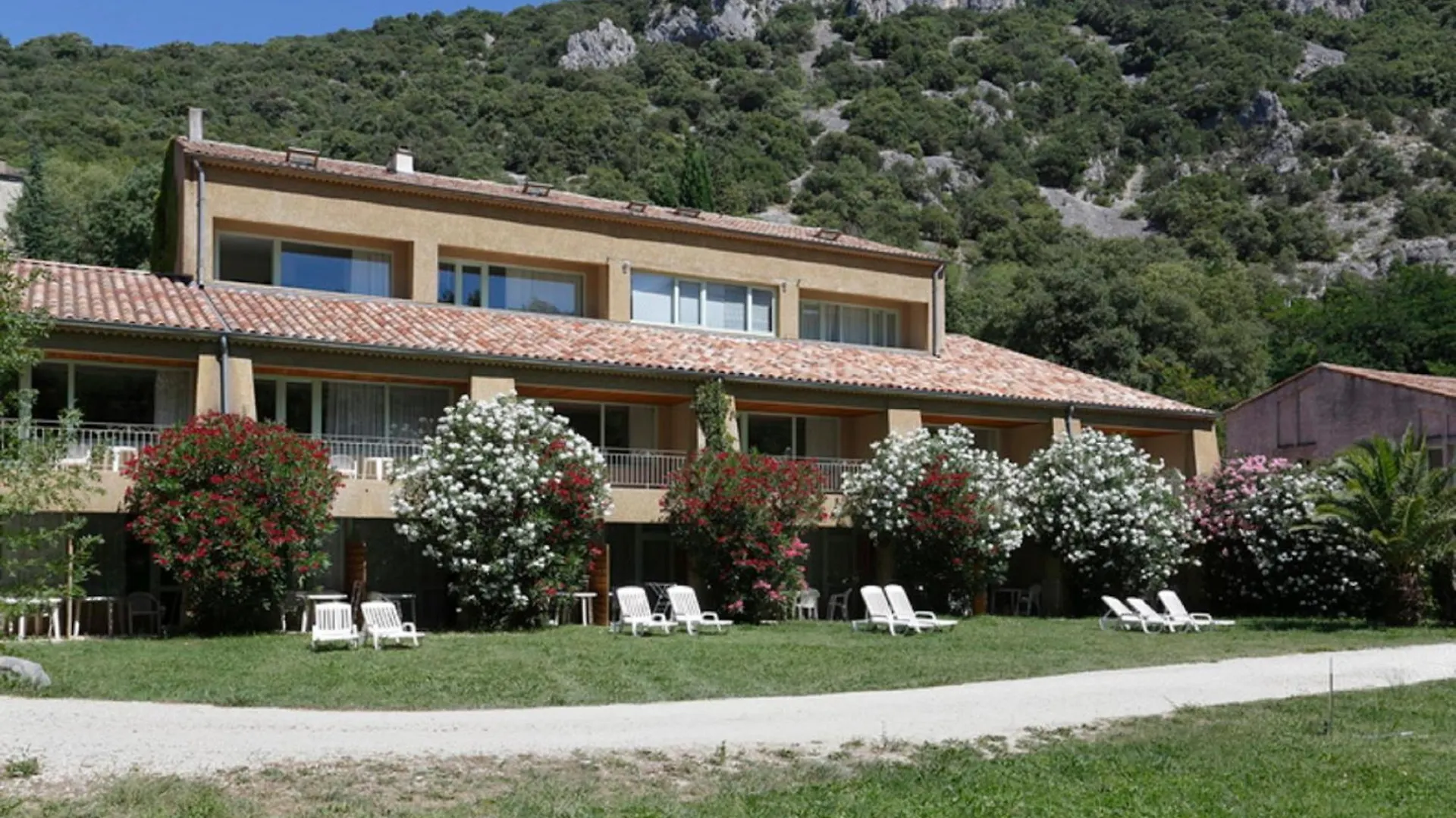 Vacanceole - Le Domaine De Chames - Pont D'Arc Vallon-Pont-dʼArc Aparthotel
